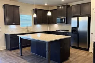 630 Garnet Dr, Acworth, GA 30101 - Photo 2