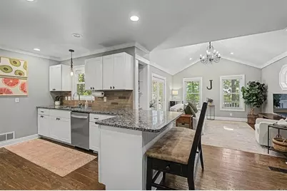2078 Winding Creek Lane SW, Marietta, GA 30064 - Photo 10