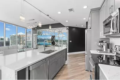 1080 Peachtree Street NE #2110, Atlanta, GA 30309 - Photo 8