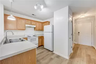 121 Fox Creek Dr, Woodstock, GA 30188 - Photo 10