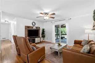 615 Laura Dr, Marietta, GA 30066 - Photo 10