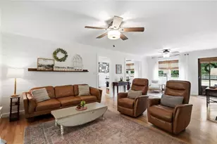 615 Laura Dr, Marietta, GA 30066 - Photo 8