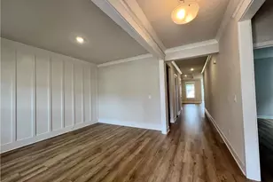 905 Winding Rose Dr, Hoschton, GA 30548 - Photo 2