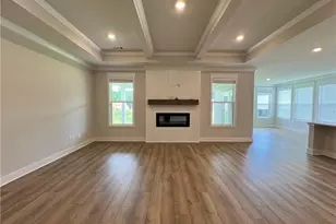 905 Winding Rose Dr, Hoschton, GA 30548 - Photo 6