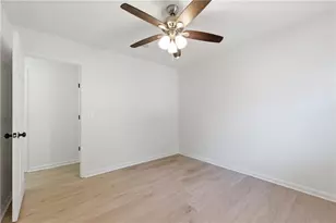 8712 Lake Dr, Snellville, GA 30039 - Photo 34