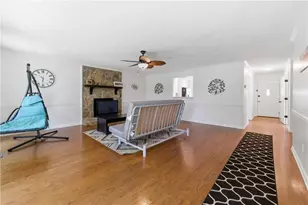 8712 Lake Dr, Snellville, GA 30039 - Photo 20