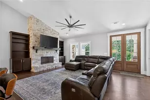 173 W Lake Blvd, Carrollton, GA 30116 - Photo 6