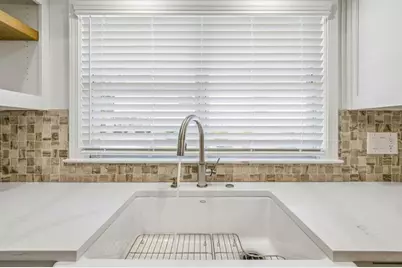 553 S Hill Street, Buford, GA 30518 - Photo 16