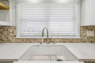 553 S Hill St, Buford, GA 30518 - Photo 16