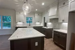 947 Lake Varner Dr, Covington, GA 30014 - Photo 16