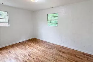 243 Glenn St, Jackson, GA 30233 - Photo 10