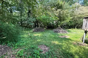 3594 Sexton Woods Dr, Atlanta, GA 30341 - Photo 4