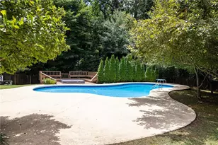 1373 Colony Dr, Marietta, GA 30068 - Photo 48