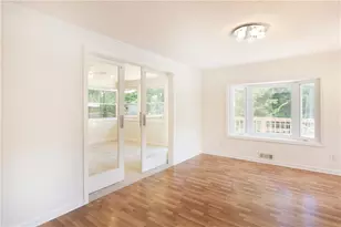 1373 Colony Dr, Marietta, GA 30068 - Photo 22