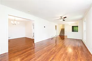 1373 Colony Dr, Marietta, GA 30068 - Photo 8