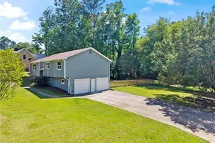 4899 Hawk Trail NE, Marietta, GA 30066 - Photo 2