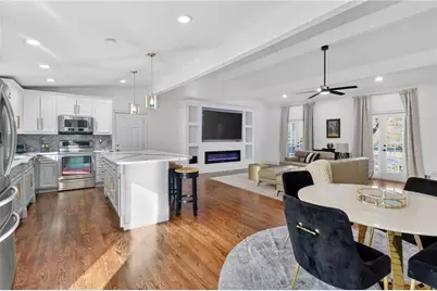 2842 Briarcliff Road NE, Atlanta, GA 30329 - Photo 10