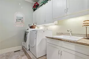 300 Edwards Brook Ln, Canton, GA 30115 - Photo 34