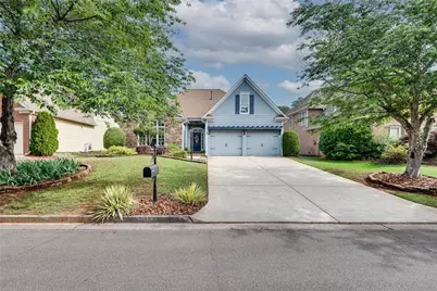 1820 Parkview Court NW, Kennesaw, GA 30152 - Photo 2