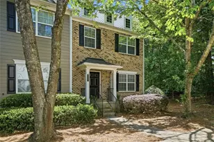 726 Breeze Ln, Woodstock, GA 30188 - Photo 2