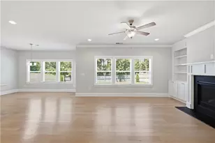 781 Belerose Ln, Marietta, GA 30068 - Photo 2