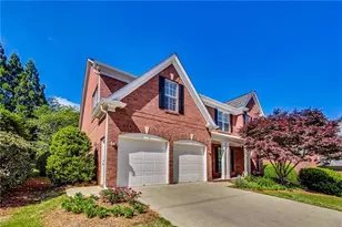 2119 Wrights Mill Cir NE, Atlanta, GA 30324 - Photo 2