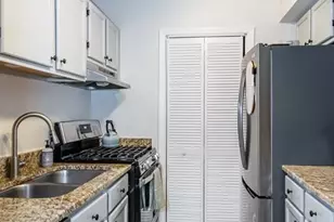4552 Vinings Central Trace SE, Atlanta, GA 30339 - Photo 18