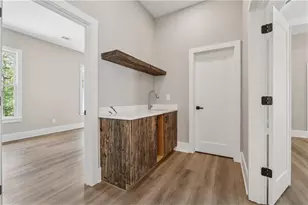 6029 Wellington Ave, Gainesville, GA 30506 - Photo 14