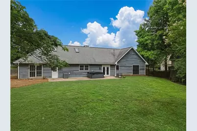 555 Saddle Creek Circle, Roswell, GA 30076 - Photo 4