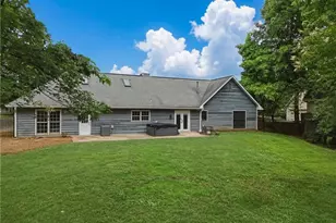 555 Saddle Creek Cir, Roswell, GA 30076 - Photo 4