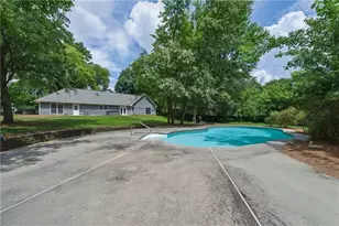 555 Saddle Creek Cir, Roswell, GA 30076 - Photo 44
