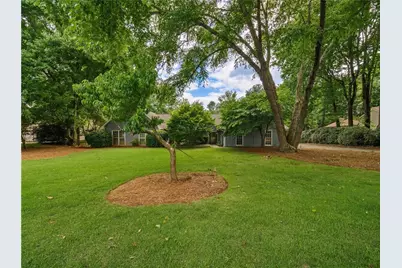 555 Saddle Creek Circle, Roswell, GA 30076 - Photo 54