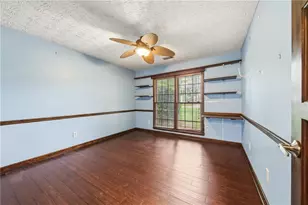 555 Saddle Creek Cir, Roswell, GA 30076 - Photo 34