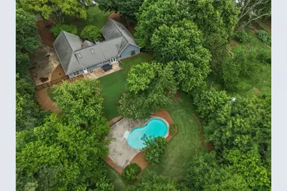 555 Saddle Creek Circle, Roswell, GA 30076 - Photo 2