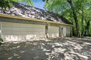2029 Dellwood Dr NW, Atlanta, GA 30309 - Photo 4