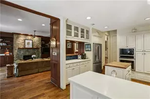 2029 Dellwood Dr NW, Atlanta, GA 30309 - Photo 14