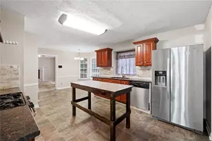 1268 To Lani Dr, Stone Mountain, GA 30083 - Photo 8