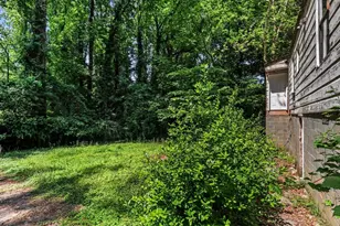 1676 S Olympian Way SW, Atlanta, GA 30310 - Photo 32