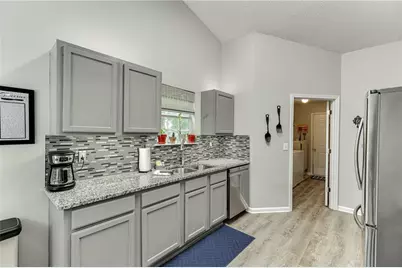 6211 Huntcliff Drive, Flowery Branch, GA 30542 - Photo 14