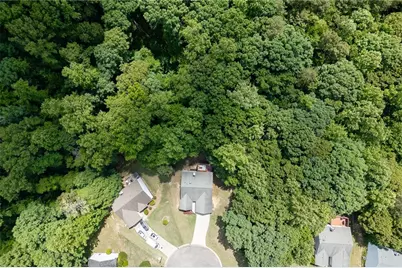 6211 Huntcliff Drive, Flowery Branch, GA 30542 - Photo 52
