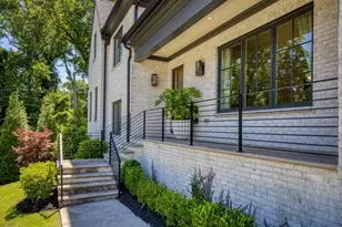 840 Kenry Ct NE, Atlanta, GA 30342 - Photo 2