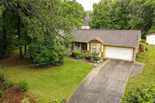 4778 Huntsman Bend, Decatur, GA 30034 - Photo 2