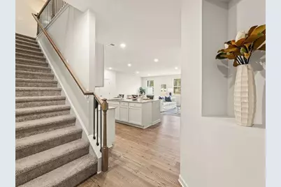 660 Point Place Drive, Loganville, GA 30052 - Photo 2