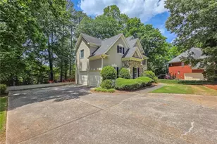 2820 Towne Village Dr, Duluth, GA 30097 - Photo 2
