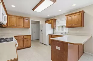 950 Old Canton Rd, Marietta, GA 30068 - Photo 8