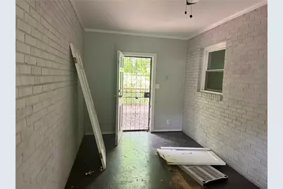1627 Hasty Place NW, Atlanta, GA 30318 - Photo 4