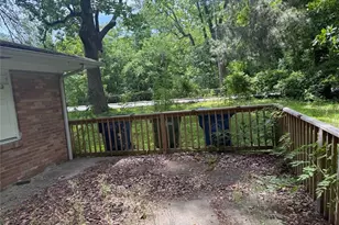 1627 Hasty Pl NW, Atlanta, GA 30318 - Photo 10