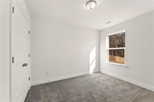5665 Overview Dr, Flowery Branch, GA 30542 - Photo 20