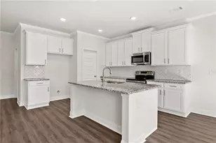 5665 Overview Dr, Flowery Branch, GA 30542 - Photo 6