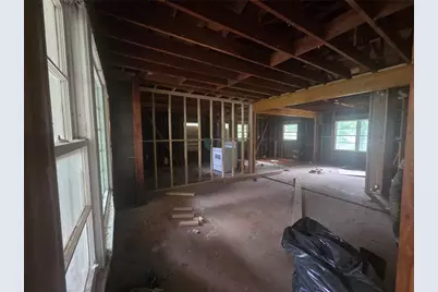 343 Laquita Drive SE, Atlanta, GA 30315 - Photo 2